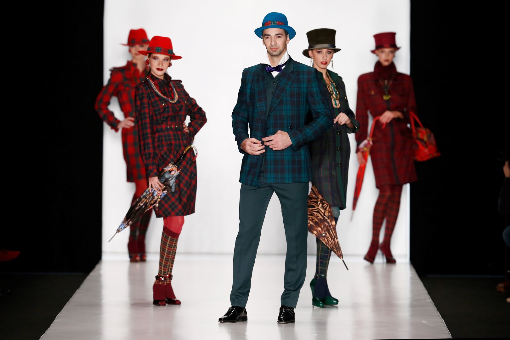 polomagazinepoloeditorschoicefashionpickpolorussiafashionhautecouturepolomag 6